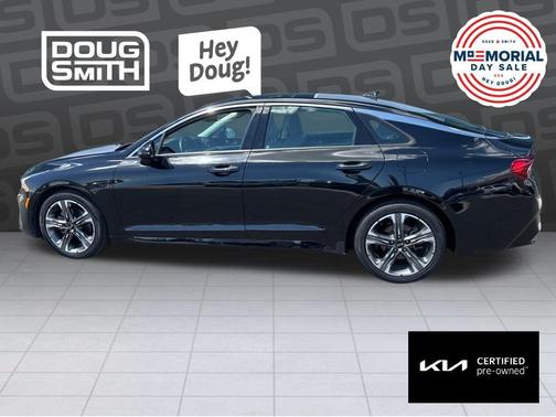 Ebony Black 2021 Kia K5 EX