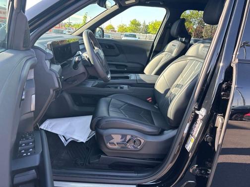 Ebony Black 2027 Kia Telluride SX