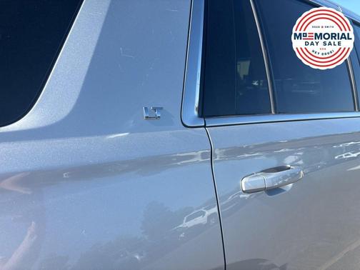 Silver Ice Metallic 2018 Chevrolet Tahoe LT