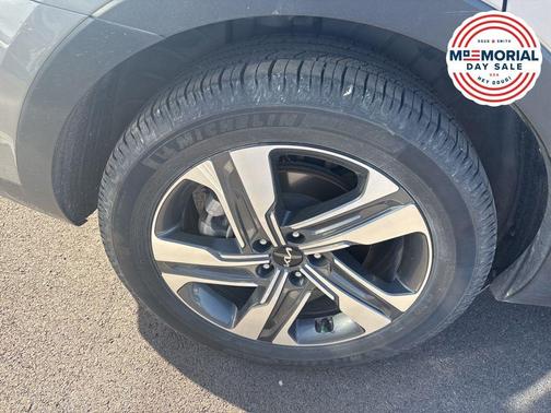 Steel Gray 2023 Kia Sorento Plug-In Hybrid SX Prestige