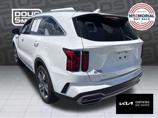 Snow White Pearl 2023 Kia Sorento Hybrid EX