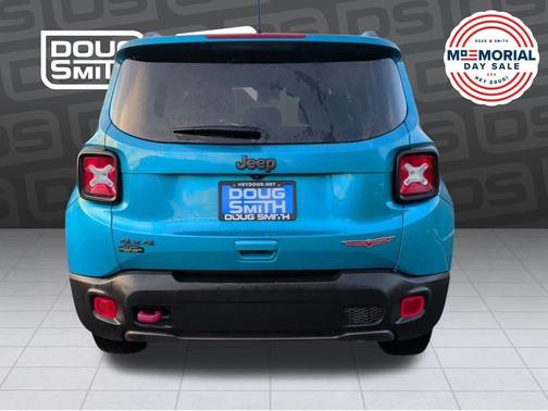 Metallic 2020 Jeep Renegade Trailhawk