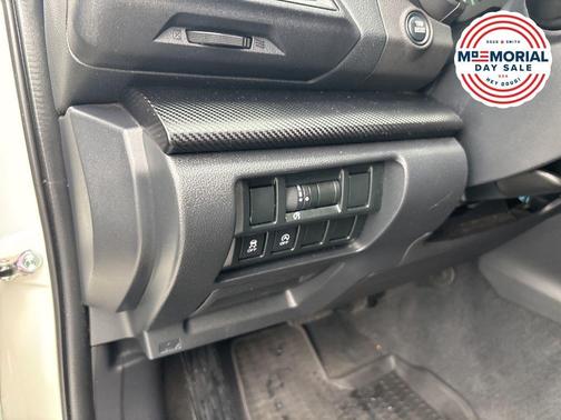 Crystal White Pearl 2020 Subaru Crosstrek Premium