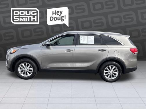 Titanium Silver 2016 Kia Sorento LX