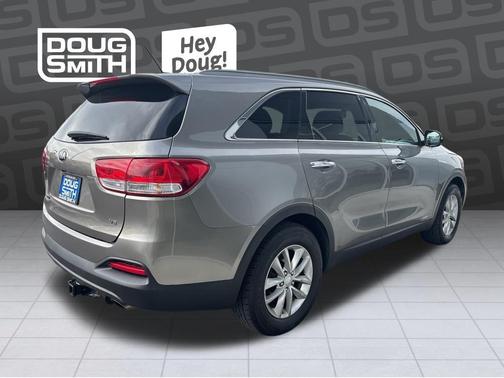Titanium Silver 2016 Kia Sorento LX
