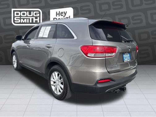 Titanium Silver 2016 Kia Sorento LX