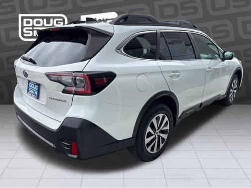 Crystal White Pearl 2022 Subaru Outback Premium
