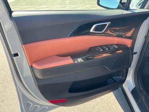 Ceramic Silver 2024 Kia Carnival SX Prestige