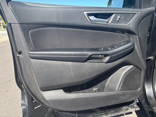Shadow Black 2017 Ford Edge SEL