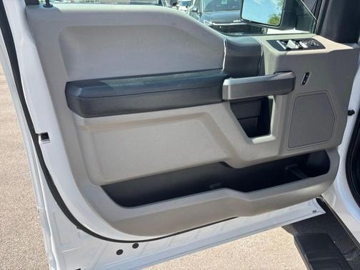 White 2020 Ford F-150 XLT