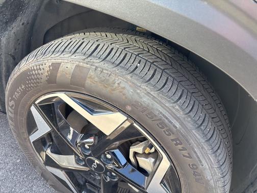 Gravity Gray 2025 Kia Seltos EX