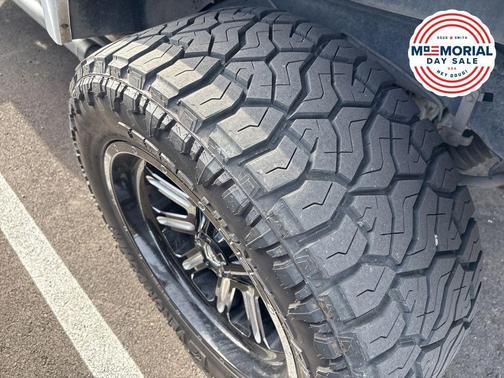 Bright White Clearcoat 2014 Jeep Wrangler Unlimited Sahara