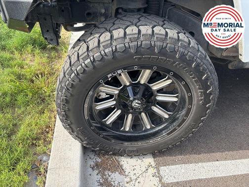 Bright White Clearcoat 2014 Jeep Wrangler Unlimited Sahara