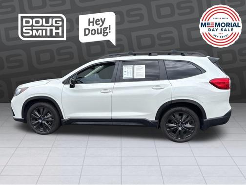 Crystal White Pearl 2022 Subaru Ascent Onyx Edition