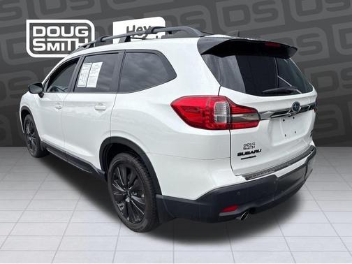 Crystal White Pearl 2022 Subaru Ascent Onyx Edition