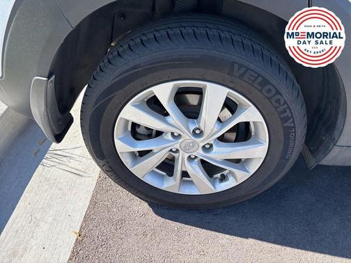 Cream White Pearl 2020 Hyundai TUCSON Value
