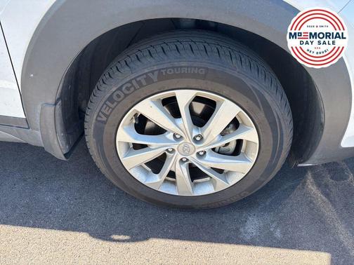 Cream White Pearl 2020 Hyundai TUCSON Value