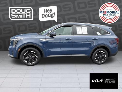 Midnight Black 2024 Kia Sorento S