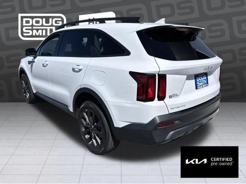 Glacial White Pearl 2023 Kia Sorento X-Line EX