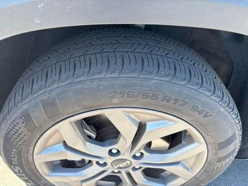Gravity Gray 2024 Kia Seltos S