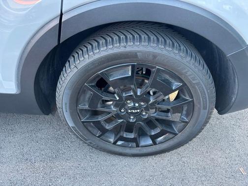 Wolf Gray 2022 Kia Telluride SX