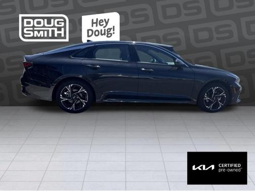 Aurora Black Pearl 2026 Kia K5 GT-Line