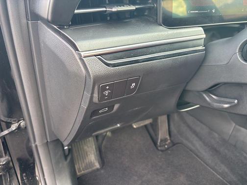 Aurora Black Pearl 2026 Kia K5 GT-Line