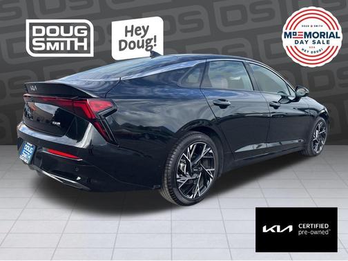 Aurora Black Pearl 2026 Kia K5 GT-Line