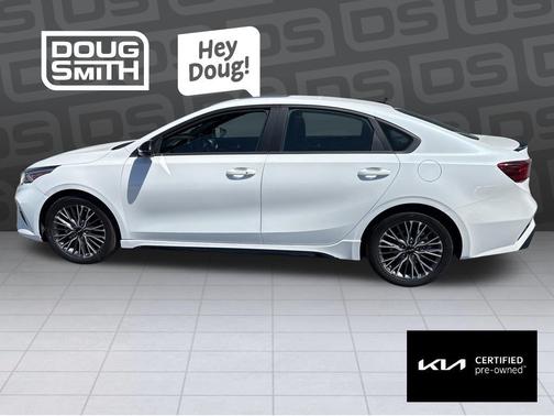 Snow White Pearl 2024 Kia Forte GT-Line