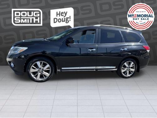 Magnetic Black 2016 Nissan Pathfinder Platinum