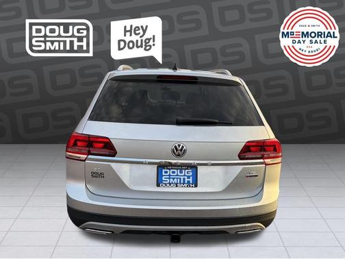 Reflex Silver Metallic 2019 Volkswagen Atlas 3.6L SE
