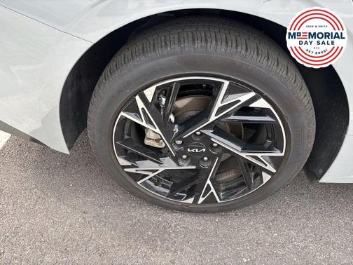 Wolf Gray 2026 Kia K5 GT-Line
