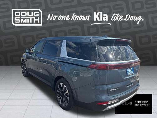 2024 Kia Carnival EX