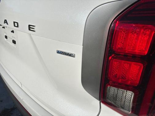 Hyper White 2023 Hyundai PALISADE XRT