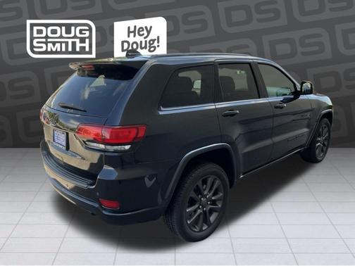 Diamond Black 2021 Jeep Grand Cherokee Laredo X