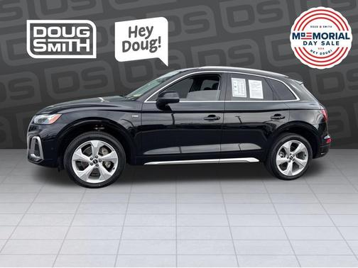 Mythos Black Metallic 2023 Audi Q5 45 S line Prestige