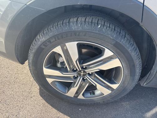 Steel Gray 2023 Kia Sorento Plug-In Hybrid SX Prestige