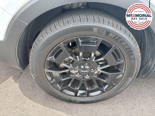 Glacial White Pearl 2021 Kia Telluride SX