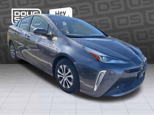 Magnetic Gray Metallic 2022 Toyota Prius LE