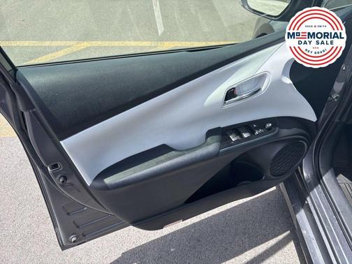 Magnetic Gray Metallic 2022 Toyota Prius LE