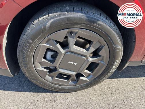 Flare Red 2025 Kia Carnival Hybrid EX