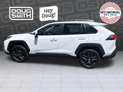 Ice 2023 Toyota RAV4 Adventure
