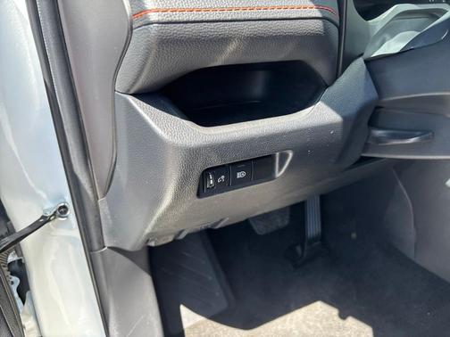 Ice 2023 Toyota RAV4 Adventure