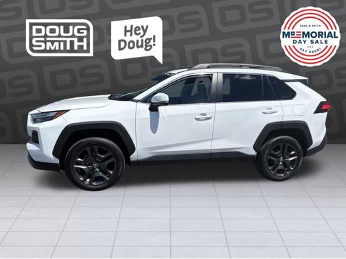Ice 2023 Toyota RAV4 Adventure
