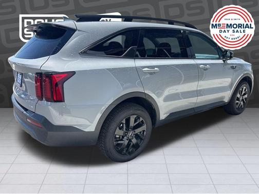 Wolf Gray 2023 Kia Sorento X-Line S