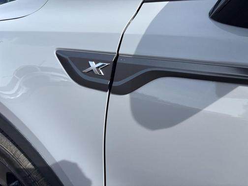 Wolf Gray 2023 Kia Sorento X-Line S