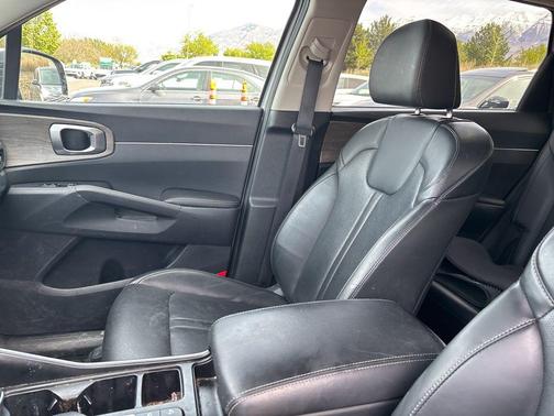 Wolf Gray 2023 Kia Sorento X-Line S