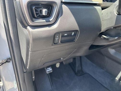 Wolf Gray 2023 Kia Sorento X-Line S
