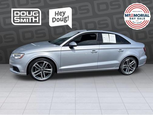 Florett Silver Metallic 2019 Audi A3 2.0T Titanium Premium