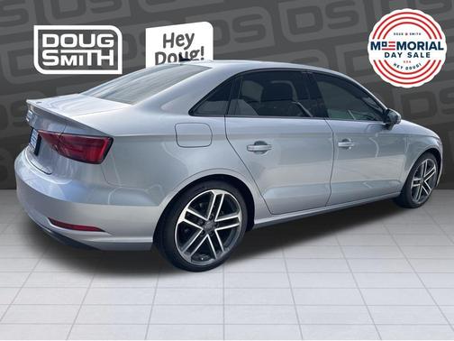 Florett Silver Metallic 2019 Audi A3 2.0T Titanium Premium
